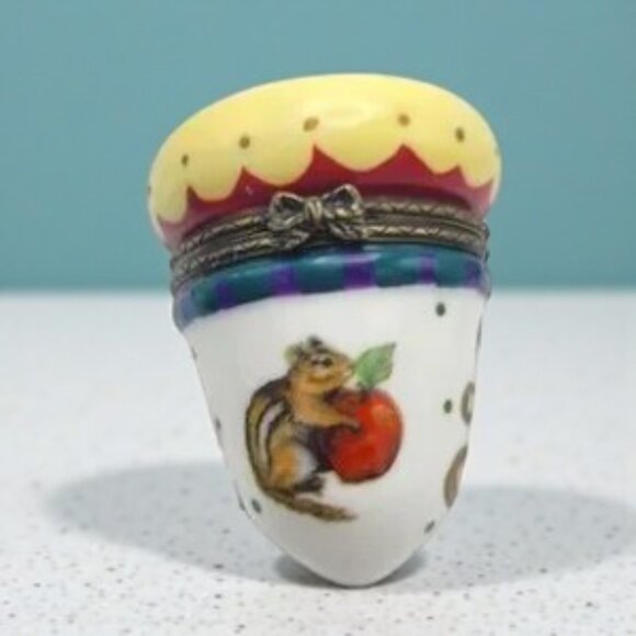 VTG Tracy Porter Midwest of Cannon Falls Acorn PHB Porcelain Hinged Trinket Box - Picture 1 of 9
